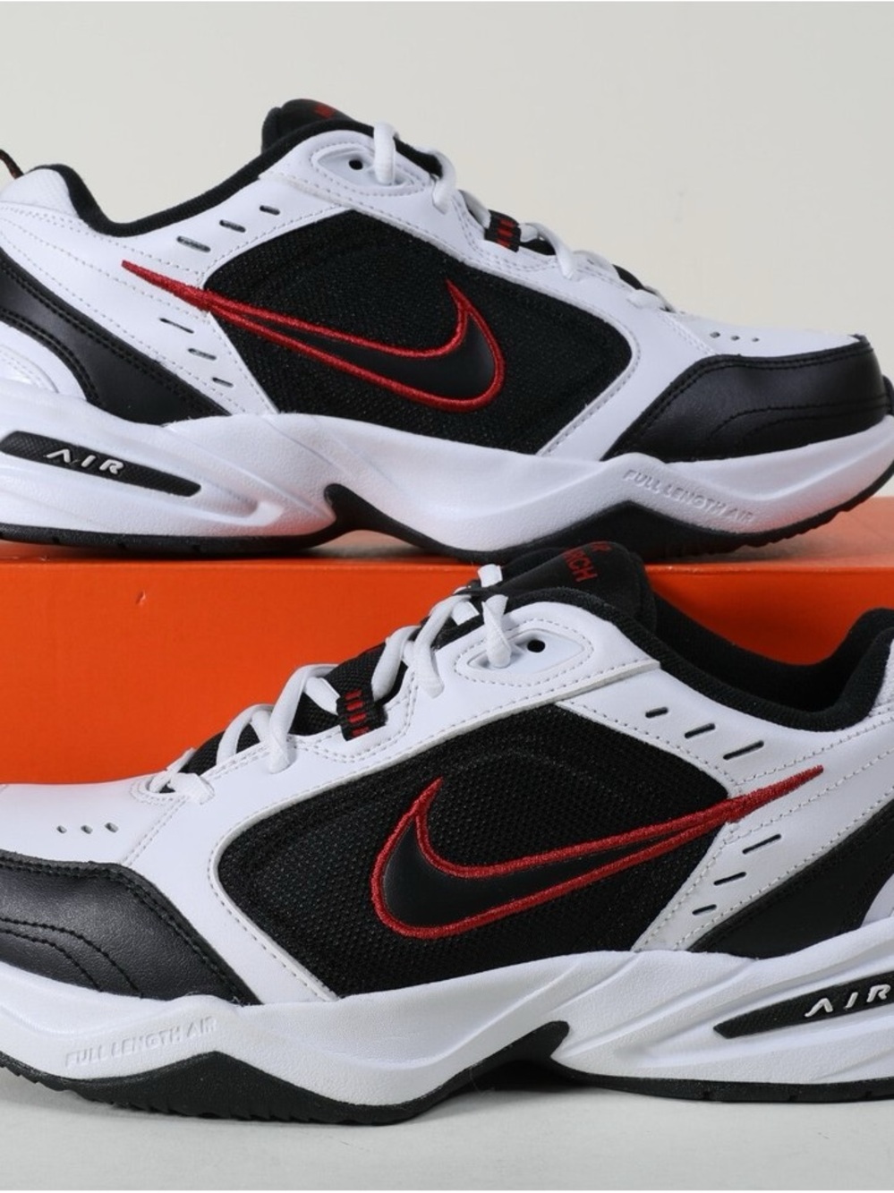 Nike monarch White Black Red Men's Training Sneakers
